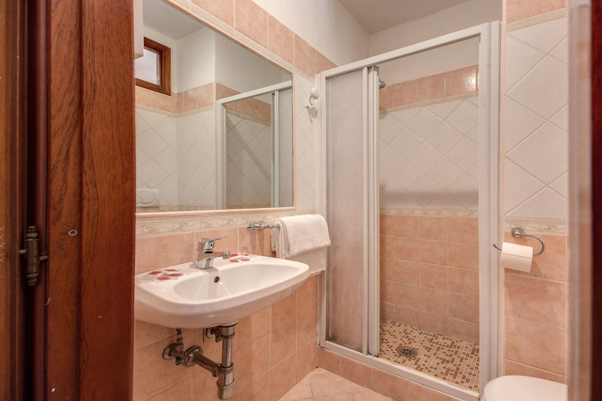 Hotel Planet Rome Bagian luar foto