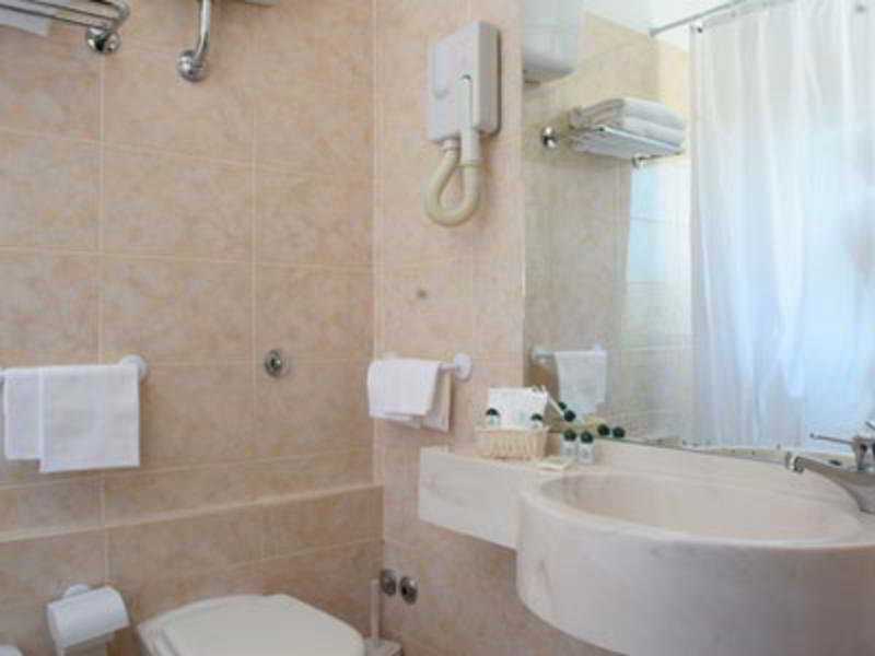 Hotel Planet Rome Bagian luar foto