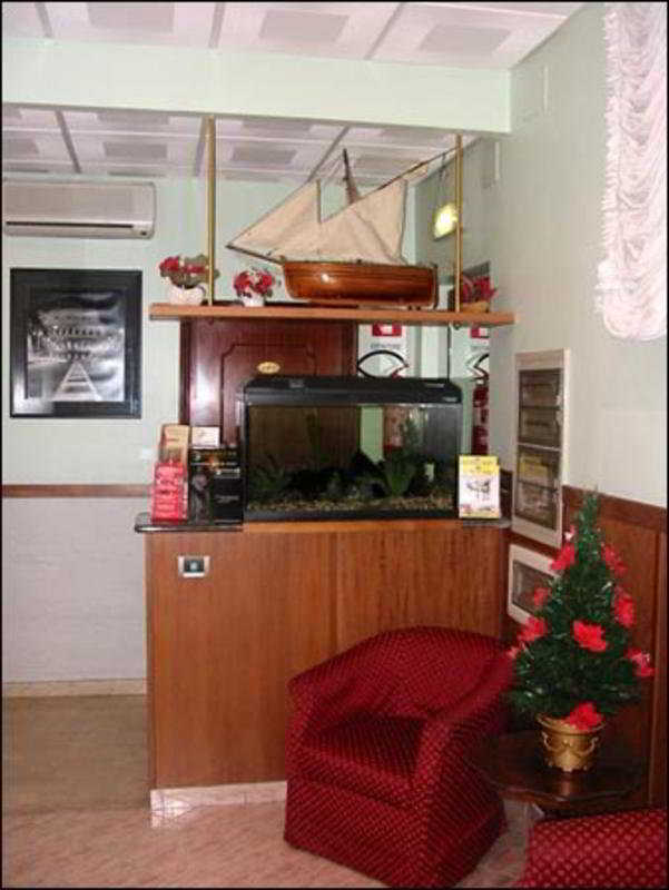 Hotel Planet Rome Bagian luar foto