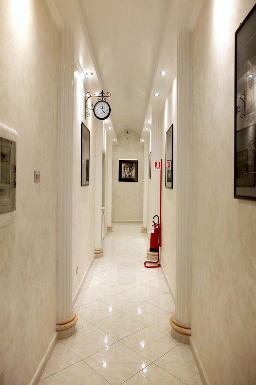 Hotel Planet Rome Bagian luar foto